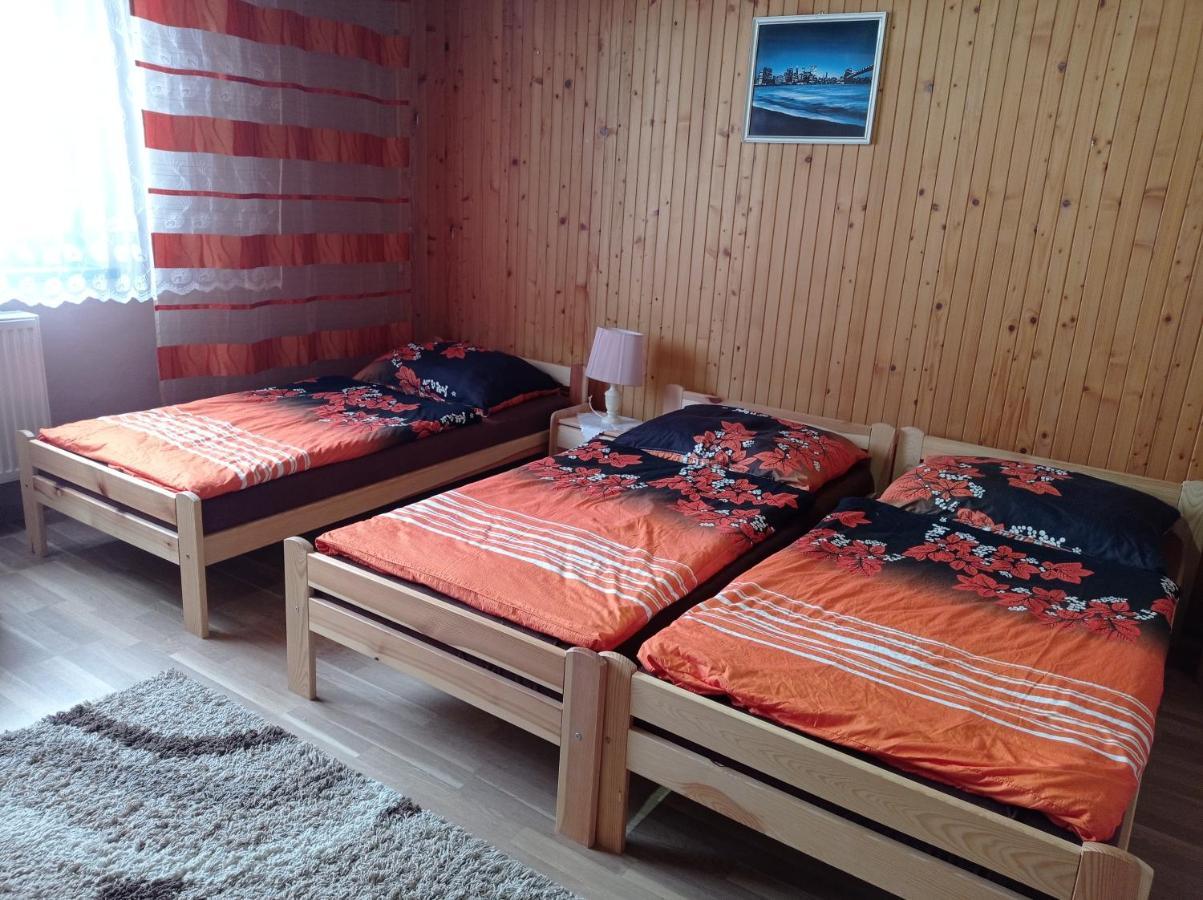 Отель Penzion Sarka Штрба Экстерьер фото